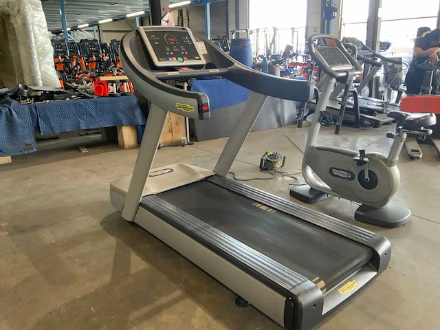 Technogym excite run now 500 led loopband - afbeelding 3 van  6