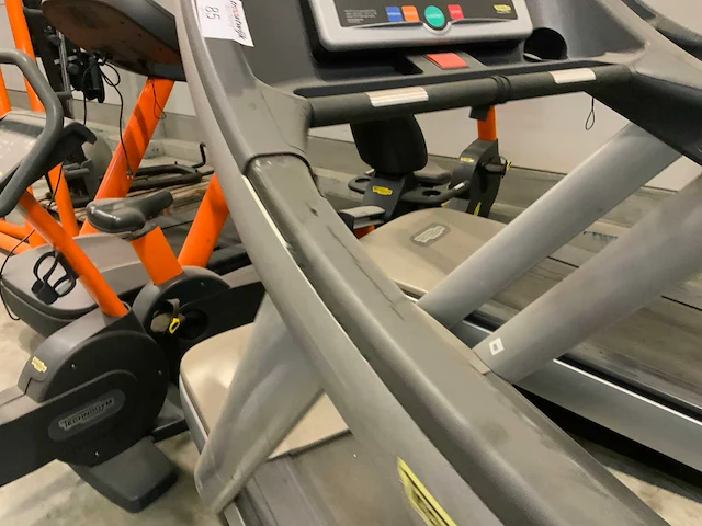 Technogym excite run now 500 led loopband - afbeelding 2 van  5