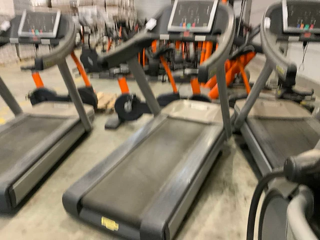 Technogym excite run now 500 led loopband - afbeelding 5 van  5