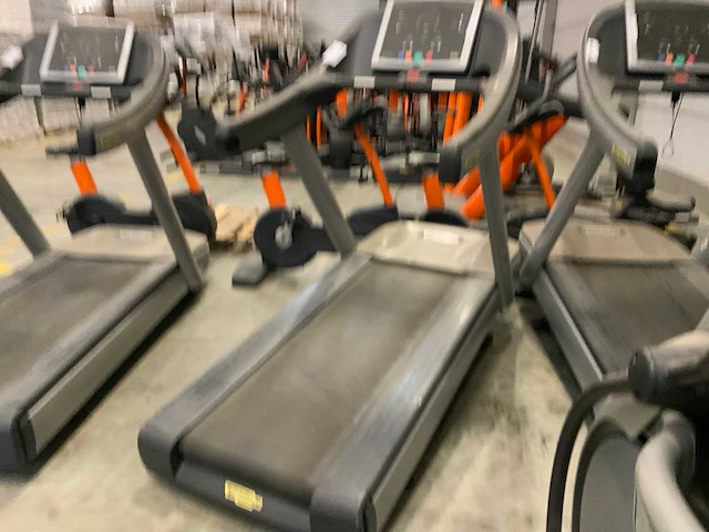 Technogym excite run now 500 led loopband - afbeelding 5 van  6