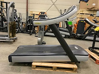 Technogym excite run now 500 led treadmill loopband - afbeelding 1 van  6
