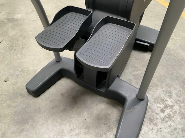 Technogym excite step 500 led stepper - afbeelding 3 van  5