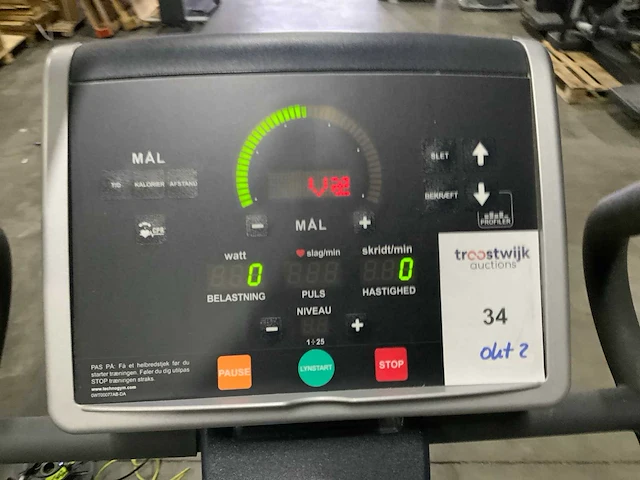 Technogym excite step 500 led stepper - afbeelding 4 van  4