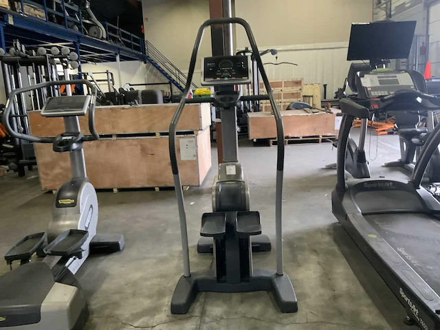 Technogym excite step 700 led stepper - afbeelding 2 van  4