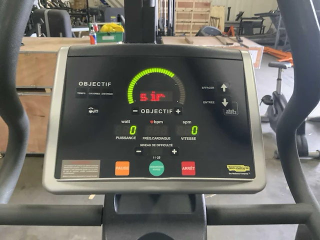 Technogym excite step 700 led stepper - afbeelding 4 van  4