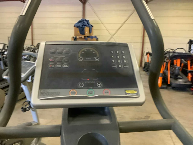 Technogym excite step 700 led stepper - afbeelding 5 van  7