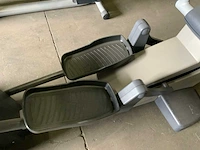 Technogym excite synchro 500 led crosstrainer - afbeelding 3 van  5