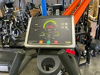 Technogym excite synchro 500 led crosstrainer - afbeelding 4 van  5
