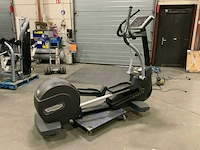 Technogym excite synchro 500 led crosstrainer - afbeelding 3 van  5