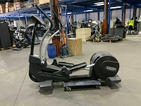 Technogym excite synchro 500 led crosstrainer - afbeelding 1 van  6