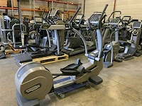 Technogym excite+ synchro 500 led crosstrainer - afbeelding 2 van  5