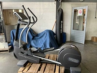 Technogym excite+ synchro 500 led crosstrainer - afbeelding 1 van  5