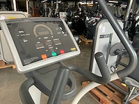 Technogym excite synchro 500 led crosstrainer - afbeelding 6 van  6