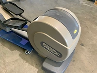 Technogym excite synchro 500 led crosstrainer - afbeelding 6 van  6