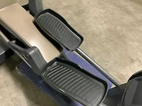 Technogym excite synchro 500 led crosstrainer - afbeelding 2 van  7