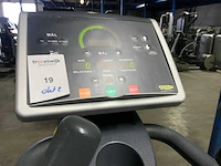 Technogym excite synchro 500 led crosstrainer - afbeelding 4 van  7
