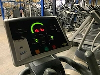 Technogym excite synchro 500 led crosstrainer - afbeelding 2 van  4
