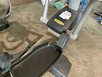 Technogym excite synchro 500 led crosstrainer - afbeelding 3 van  6