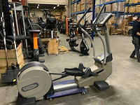 Technogym excite synchro 500 led crosstrainer - afbeelding 4 van  6