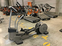 Technogym excite synchro 500 led crosstrainer - afbeelding 1 van  5