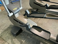 Technogym excite synchro 500 led crosstrainer - afbeelding 4 van  4