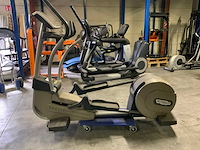 Technogym excite synchro 500 led crosstrainer - afbeelding 1 van  5