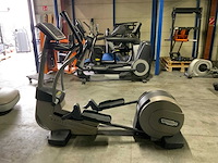 Technogym excite synchro 500 led crosstrainer - afbeelding 1 van  7