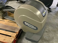 Technogym excite synchro 500 led crosstrainer - afbeelding 5 van  6