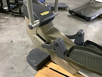 Technogym excite synchro 500 led crosstrainer - afbeelding 6 van  6