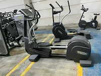 Technogym excite synchro 500led crosstrainer - afbeelding 1 van  7