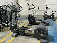 Technogym excite synchro 500led crosstrainer - afbeelding 2 van  7