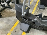 Technogym excite synchro 500led crosstrainer - afbeelding 4 van  7