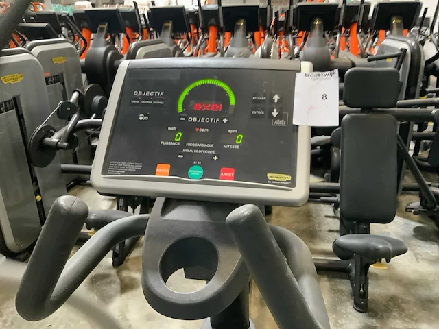 Technogym excite synchro 500led crosstrainer - afbeelding 7 van  7
