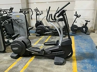 Technogym excite synchro 500led crosstrainer - afbeelding 1 van  6