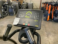 Technogym excite+ synchro 700 led crosstrainer - afbeelding 4 van  6