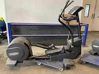 Technogym excite synchro 700 led crosstrainer - afbeelding 1 van  5