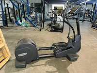Technogym excite synchro 700 led crosstrainer - afbeelding 1 van  6