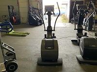 Technogym excite synchro 700 visioweb crosstrainer - afbeelding 4 van  5