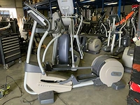 Technogym excite synchro 700 visioweb crosstrainer - afbeelding 1 van  6
