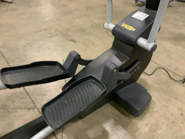 Technogym excite synchro 700 visioweb crosstrainer - afbeelding 7 van  7