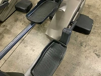Technogym excite synchro visioweb crosstrainer - afbeelding 3 van  5