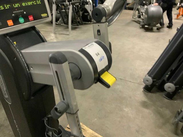 Technogym excite top 700 led crosstrainer - afbeelding 3 van  7