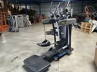 Technogym excite vario 500 led crosstrainer - afbeelding 5 van  10