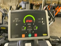 Technogym excite vario 500 led crosstrainer - afbeelding 4 van  5