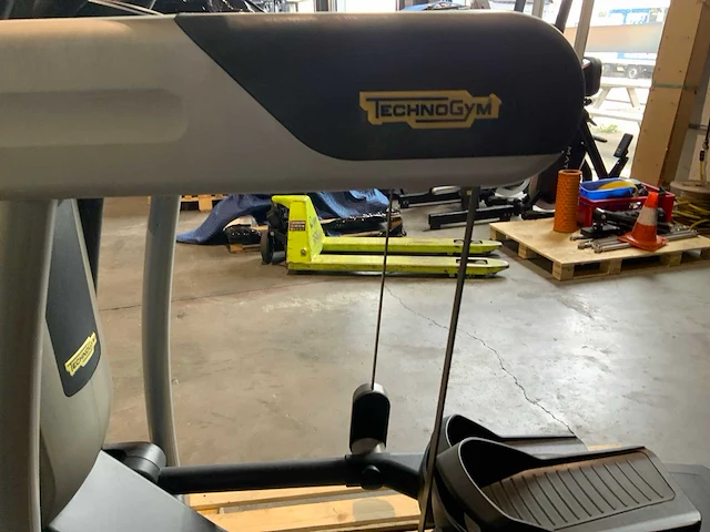 Technogym excite vario 700 led crosstrainer - afbeelding 6 van  6