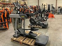 Technogym excite vario 700 led crosstrainer - afbeelding 1 van  5