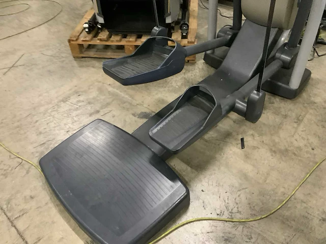 Technogym excite vario visioweb crosstrainer - afbeelding 4 van  4
