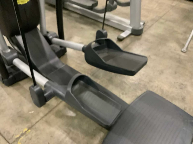 Technogym excite vario visioweb crosstrainer - afbeelding 2 van  5