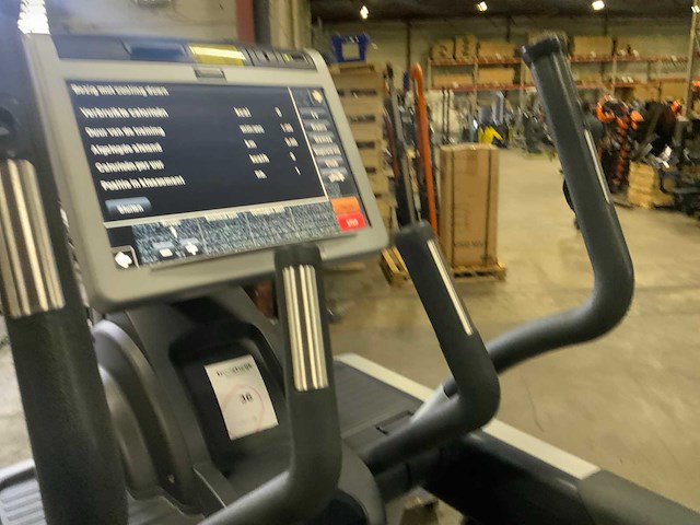 Technogym excite vario visioweb crosstrainer - afbeelding 4 van  6