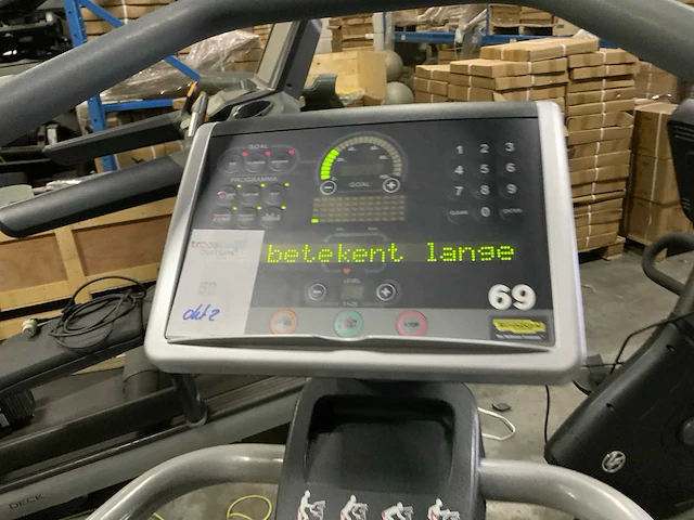 Technogym excite wave 700 led crosstrainer - afbeelding 3 van  5